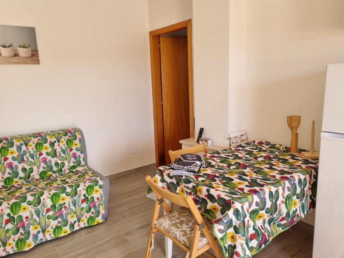 Le Case Di Pat - Palms Home San Pietro in Bevagna Zewnętrze zdjęcie